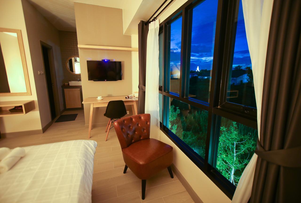 Bunprasop Garden Hotel Nakhon Si Thammarat Bagian luar foto