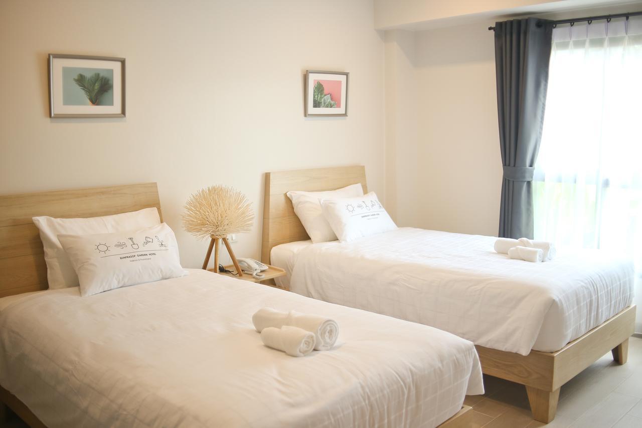 Bunprasop Garden Hotel Nakhon Si Thammarat Bagian luar foto
