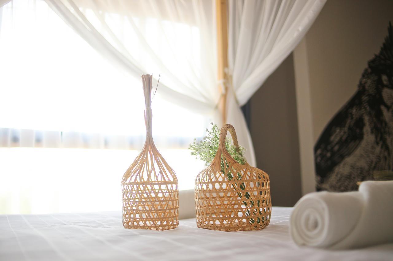 Bunprasop Garden Hotel Nakhon Si Thammarat Bagian luar foto